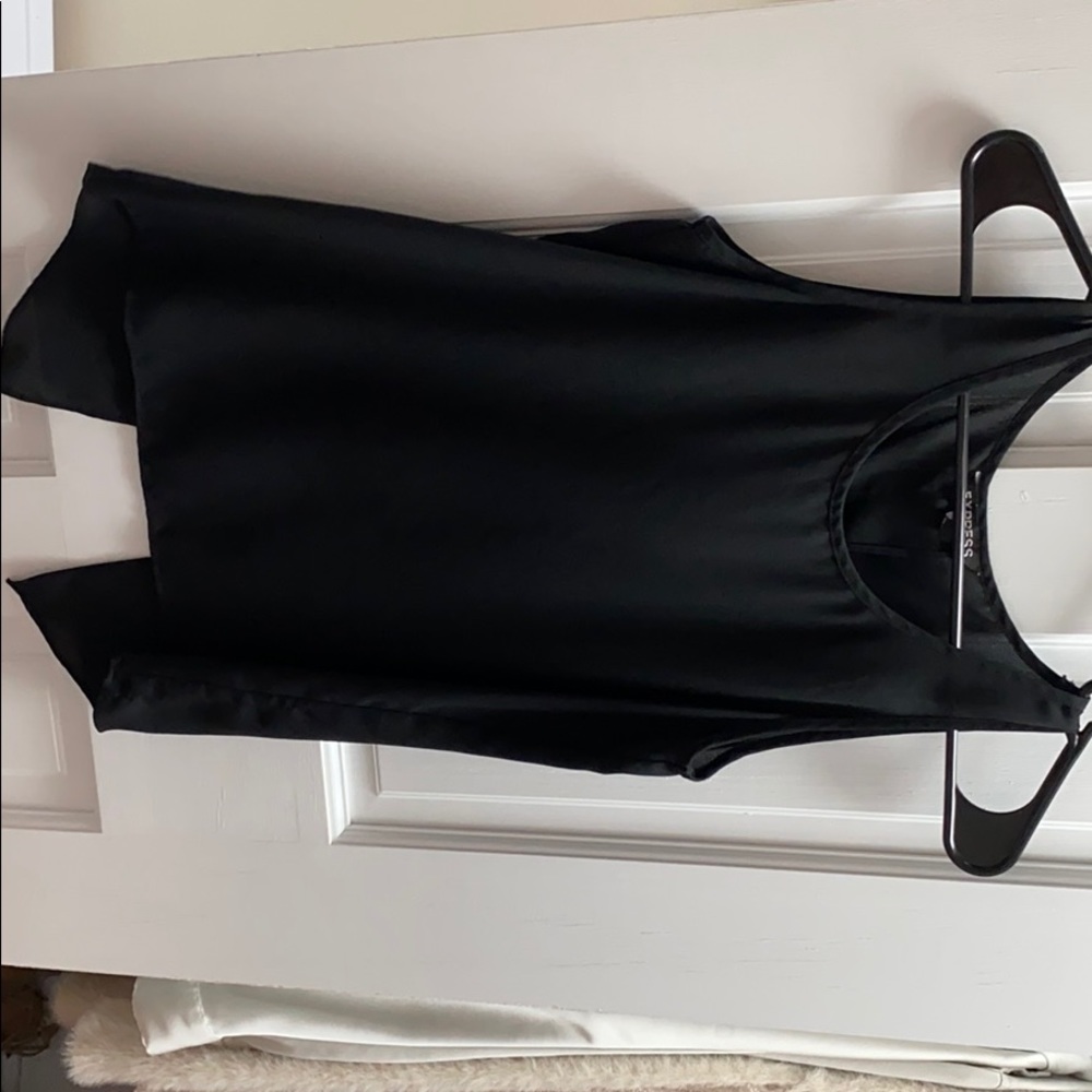 Wear to work top